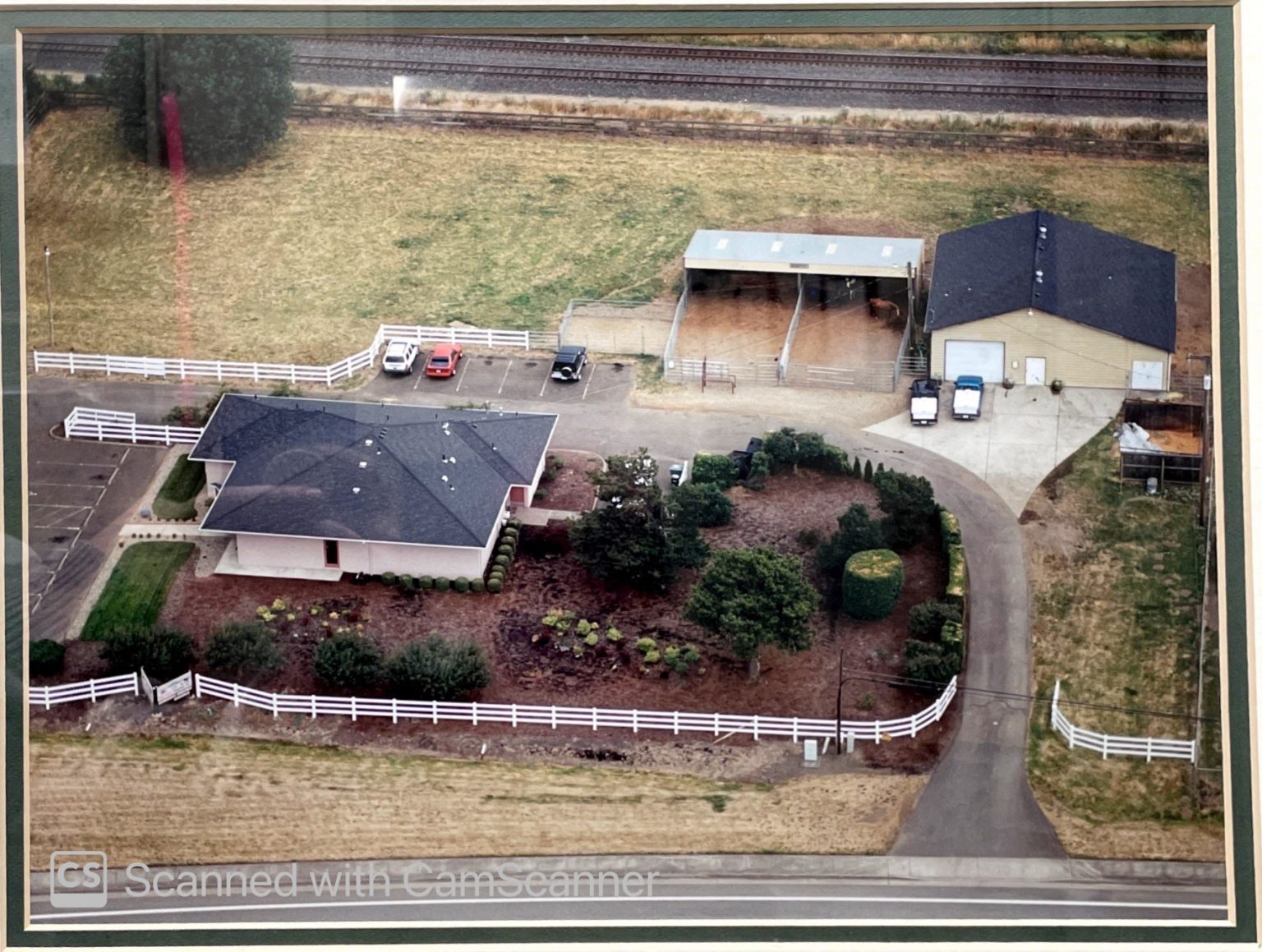 Fourth photo of Linn Veterinary Hospital.